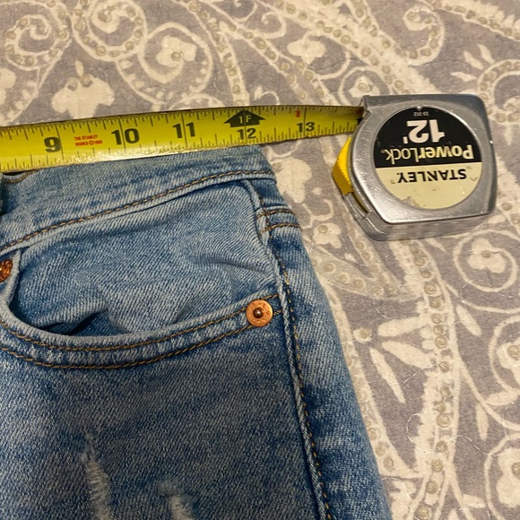 Levi’s Wedgie Straight Cropped Button Fly Distressed Raw Hem Jeans Women’s 25 - Picture 7 of 8